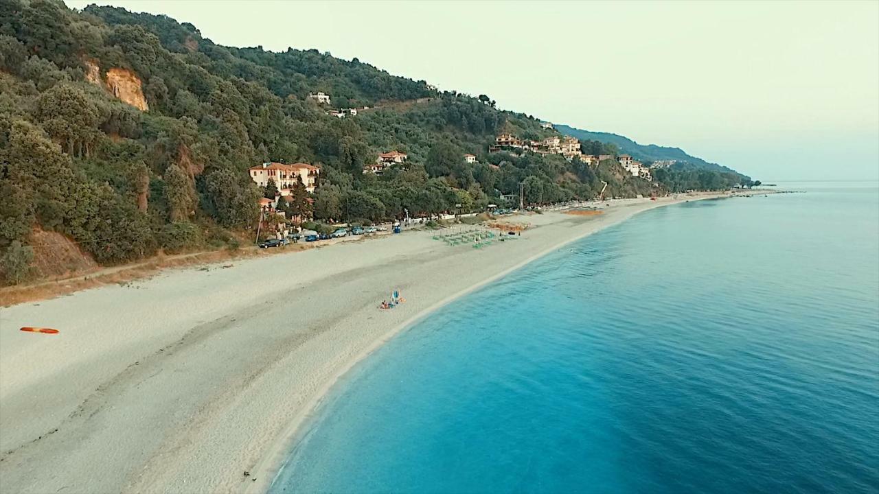 Papa Nero Beach House Agios Ioannis  Esterno foto